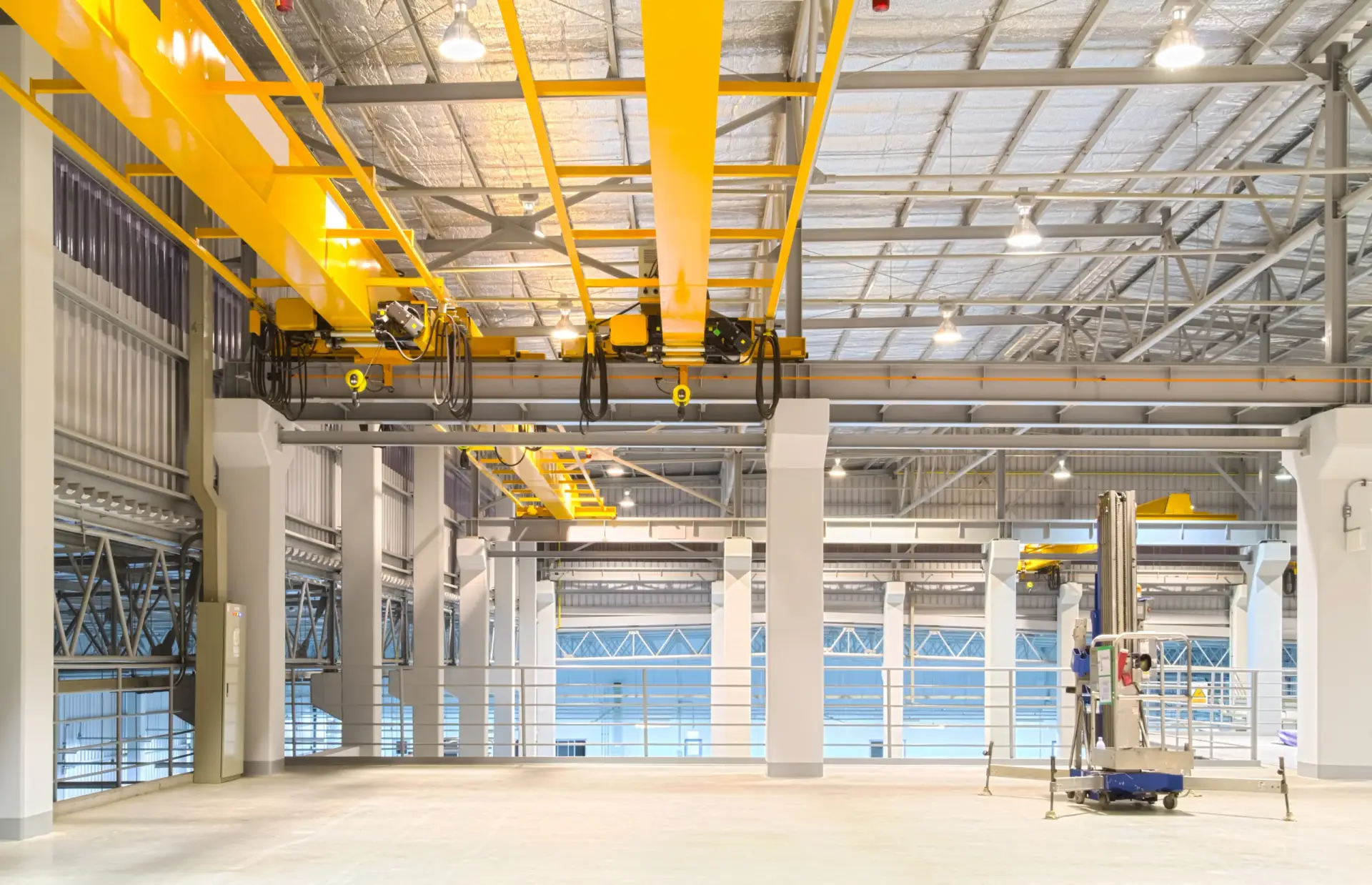 Warning Signs Your Overhead Crane Needs an Immediate Inspection