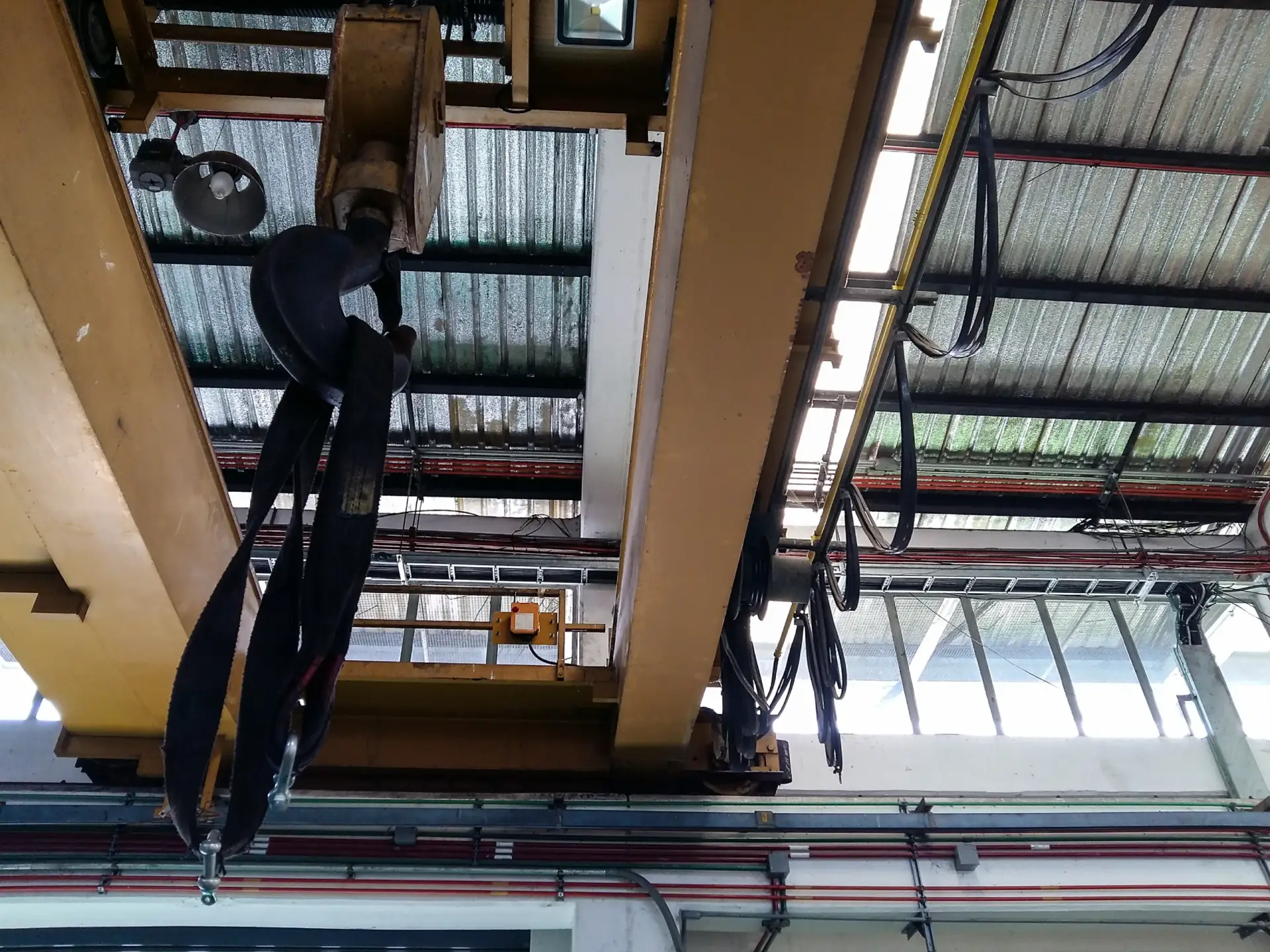 Before Hiring an Overhead Crane Inspector